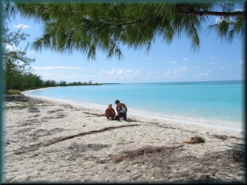 Gordon's Beach - Long Island Bahamas beaches